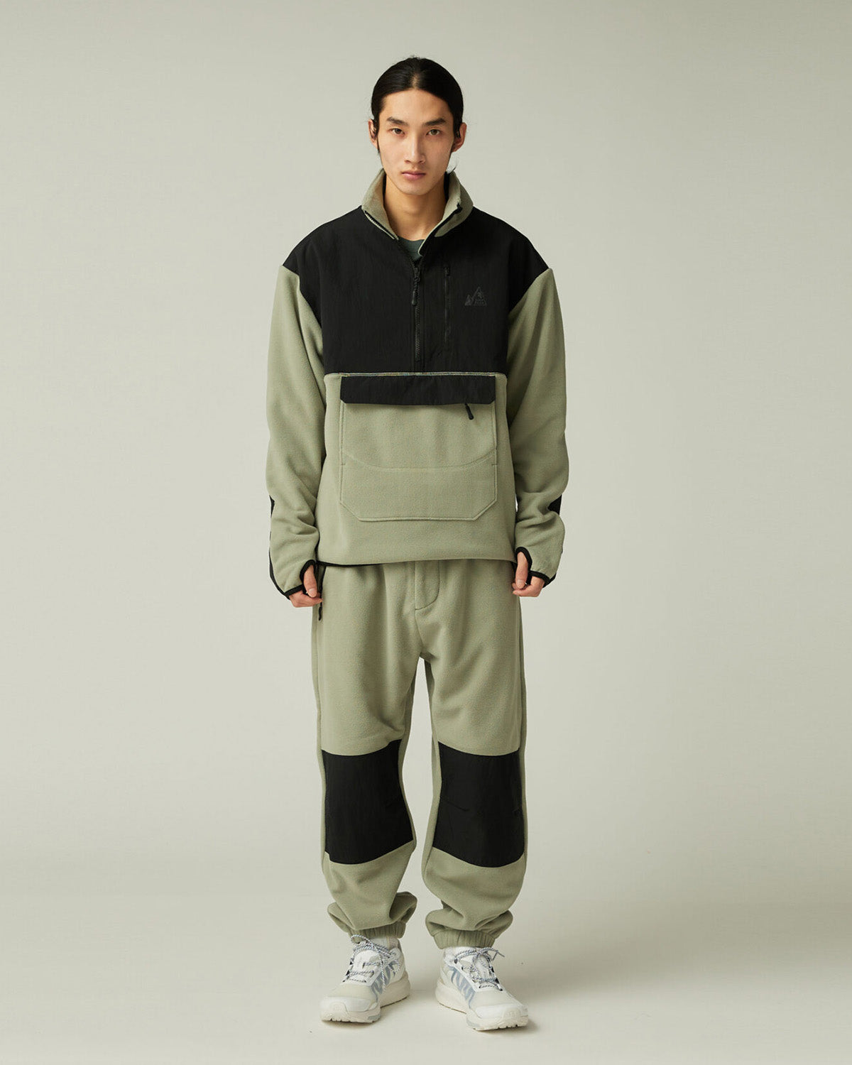 Mountain of Moods Fleece Pullover